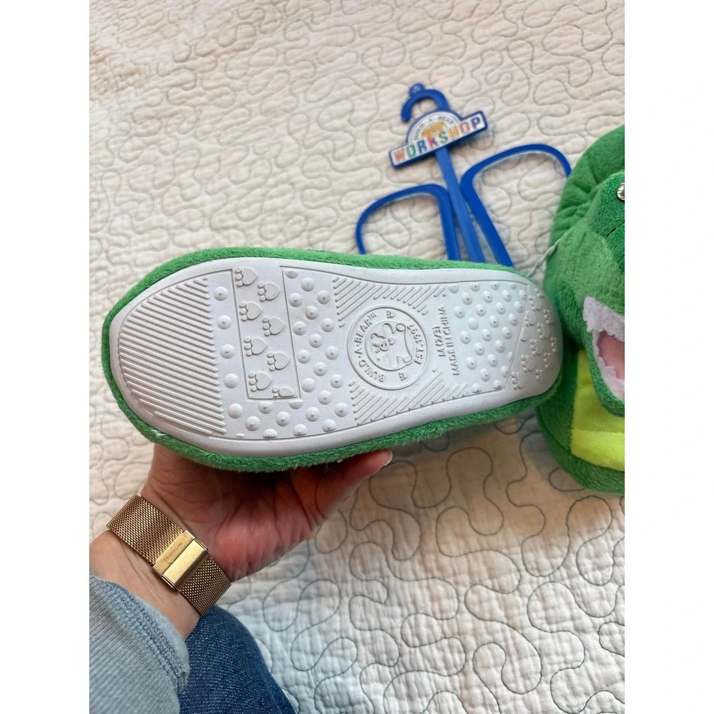 Build A Bear‎ Workshop Kids Green Crocodile Slippers M 2/3 Plush Cozy